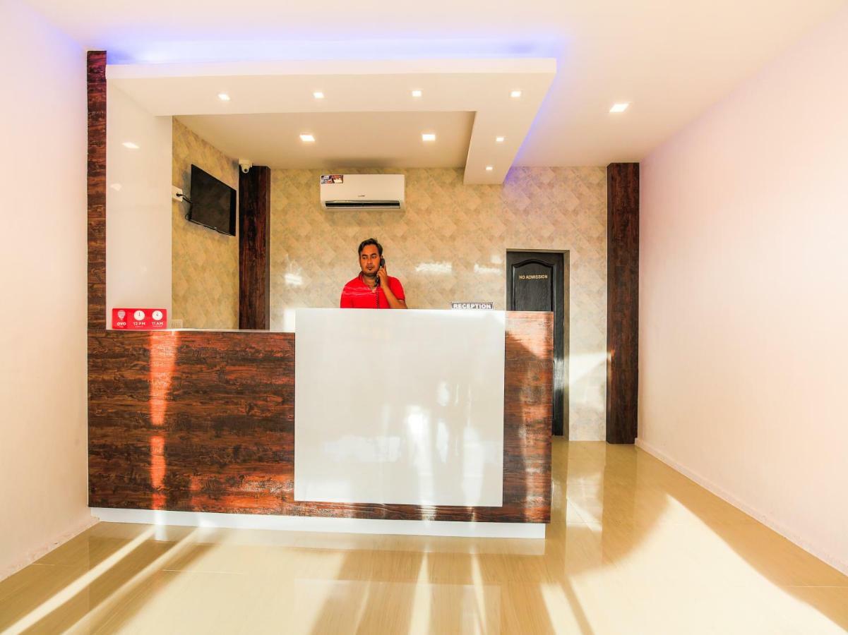 Oyo 16582 Oshin Holiday Care Hotel Márgáo Kültér fotó