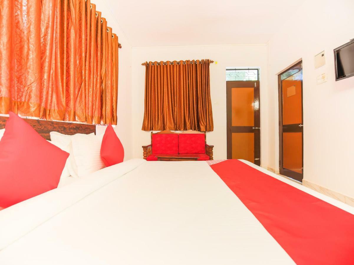 Oyo 16582 Oshin Holiday Care Hotel Márgáo Kültér fotó